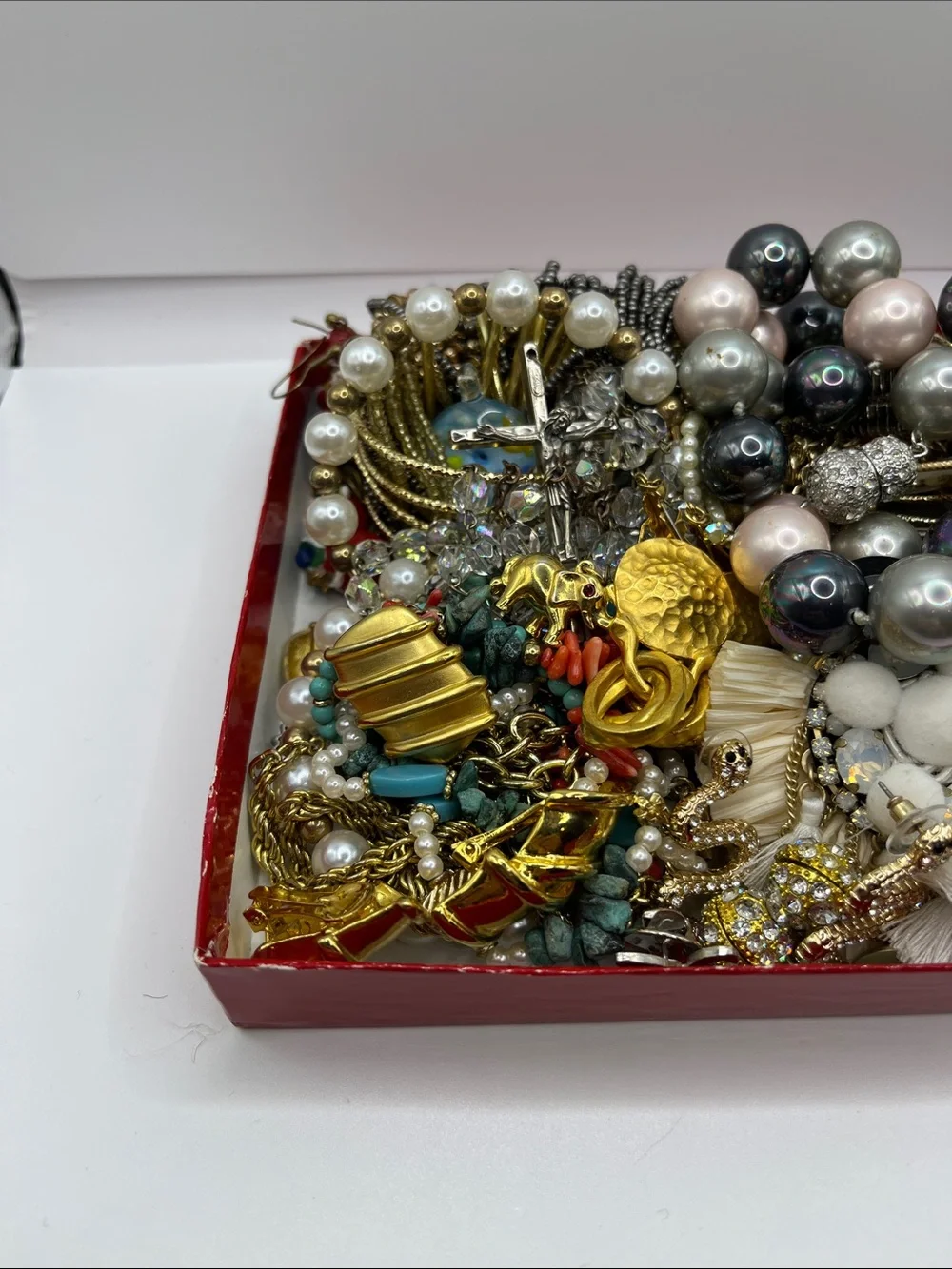 Jewelry Lot Gold Tone Mixed Craft Junk Wearable Harvest Resell